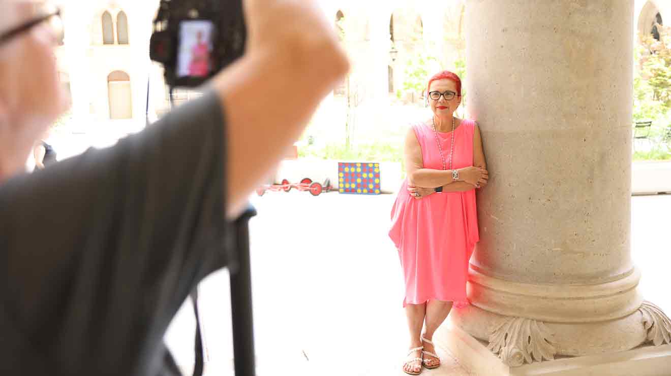 Starfotografin Inge Prader beim Shooten einer der Gewinnerinnen.