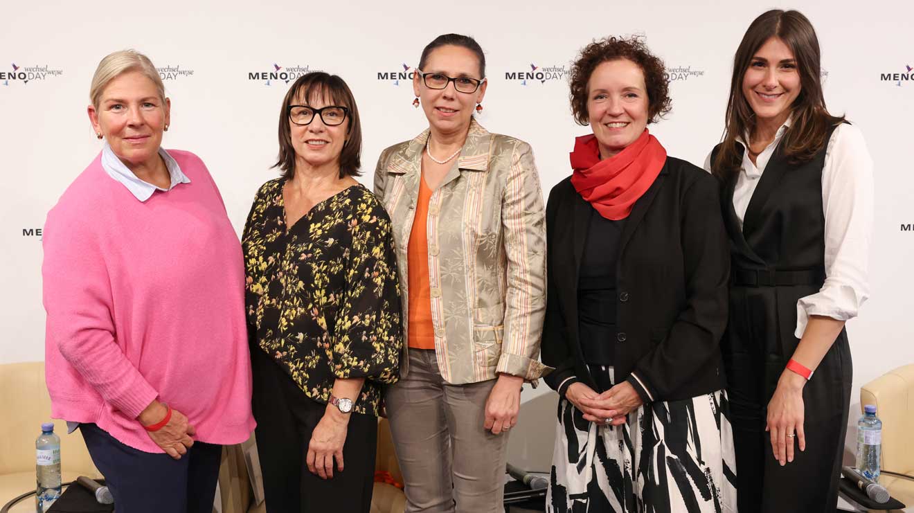 Panel „Tabuzone Menopause: Wissen wir genug über die Wechseljahre?“ mit a.D. Dr. Andrea Kdolsky, Dr. Veronika Pelikan, Dr. Doris Gruber, Kristina Hametner und Dr. Julia Harl. 