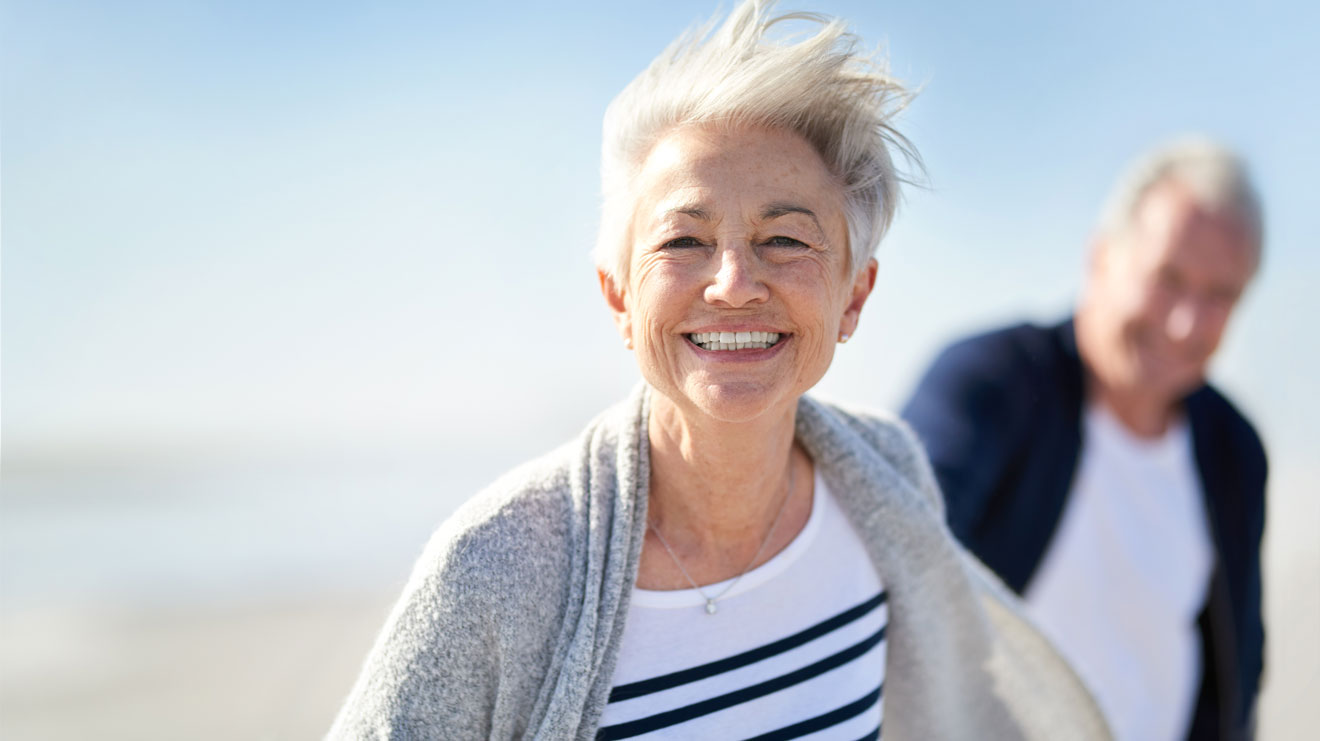 Longevity oder Langlebigkeit, zielt darauf ab, nicht nur gesund zu altern, sondern die Lebensspanne bei guter Gesundheit zu verlängern. - iStock/Cecilie_Arcurs